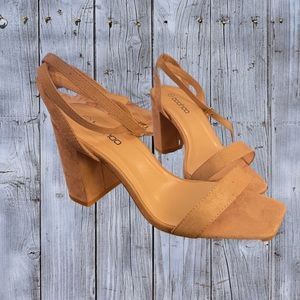 Nude boohoo block heels